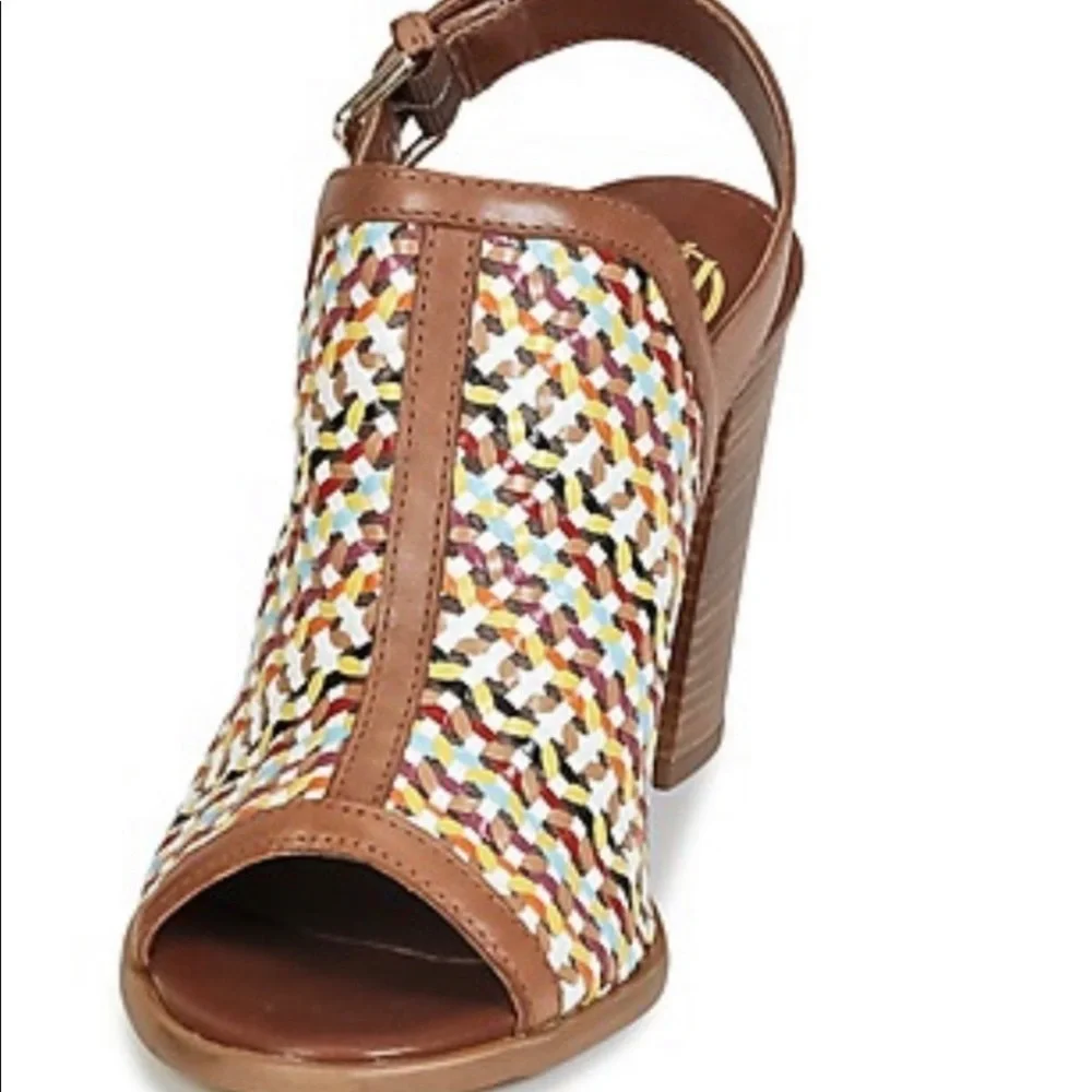 NWT HOUSE OF HARLOW 1960 Teagan Slingback Leather Sandals, Chunky Heels